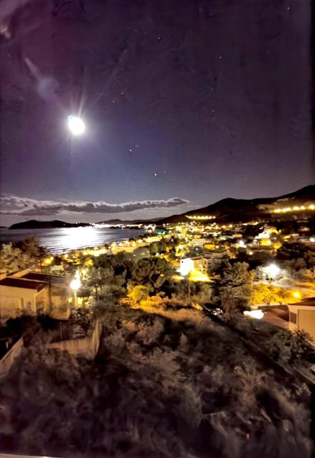 Bright View Apartment Palaiontsiflikion Bagian luar foto